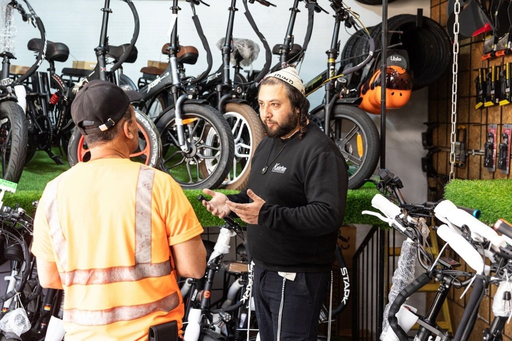 מה אומרים המתנגדים לרכישה דרך חנות אופניים חשמליים תל אביב באינטרנט?